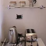 Bed & Breakfast Art Transparent 3*