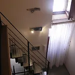 Art Transparent Bed & Breakfast 3*