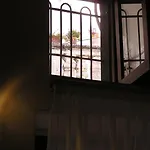 Art Transparent Bed & Breakfast 3*
