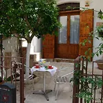 Art Transparent Bed & Breakfast Grottaglie