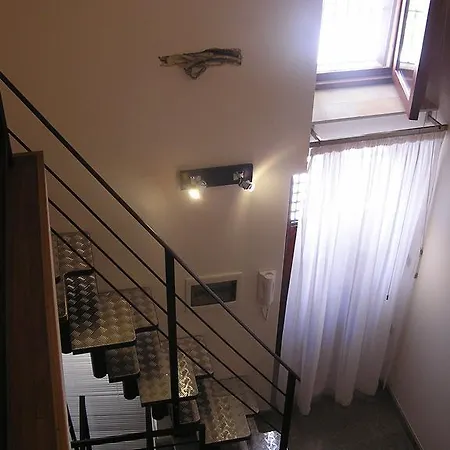 Art Transparent Bed & Breakfast 3*