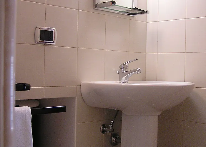 Art Transparent ベッド・アンド・ブレックファスト グロッターリエ