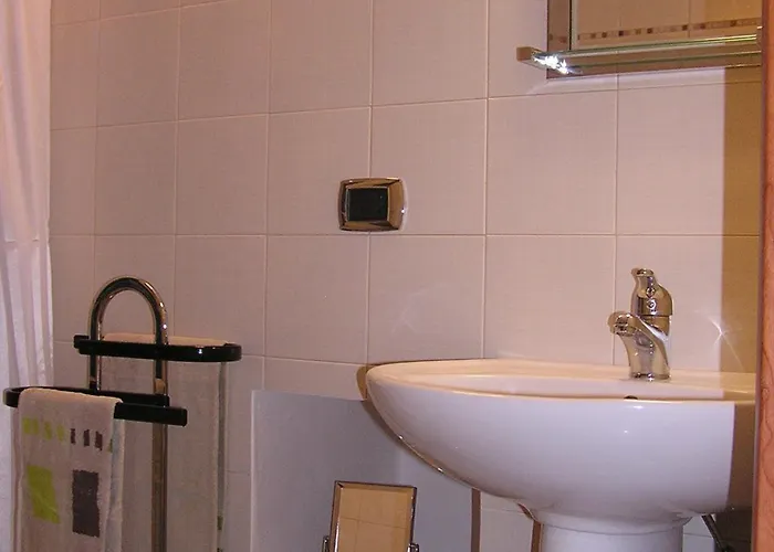 Art Transparent فندق مبيت وإفطار غروتاليي